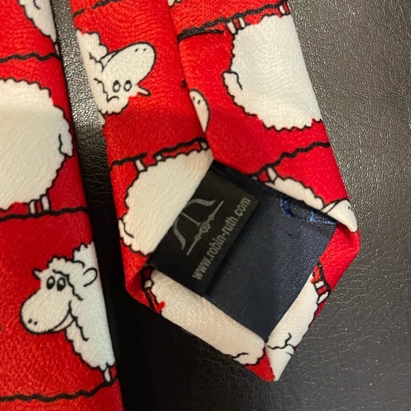 Robin Ruth Black Sheep Tie - Picture 3 of 3